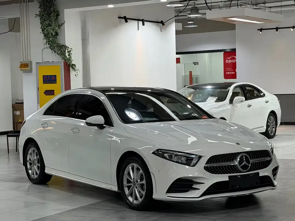 Mercedes-Benz A-Class — фото 9