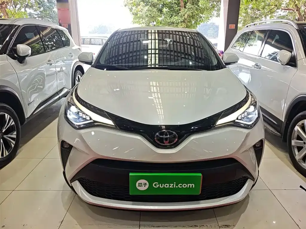 Toyota C-HR 2023 из CN, фото 9