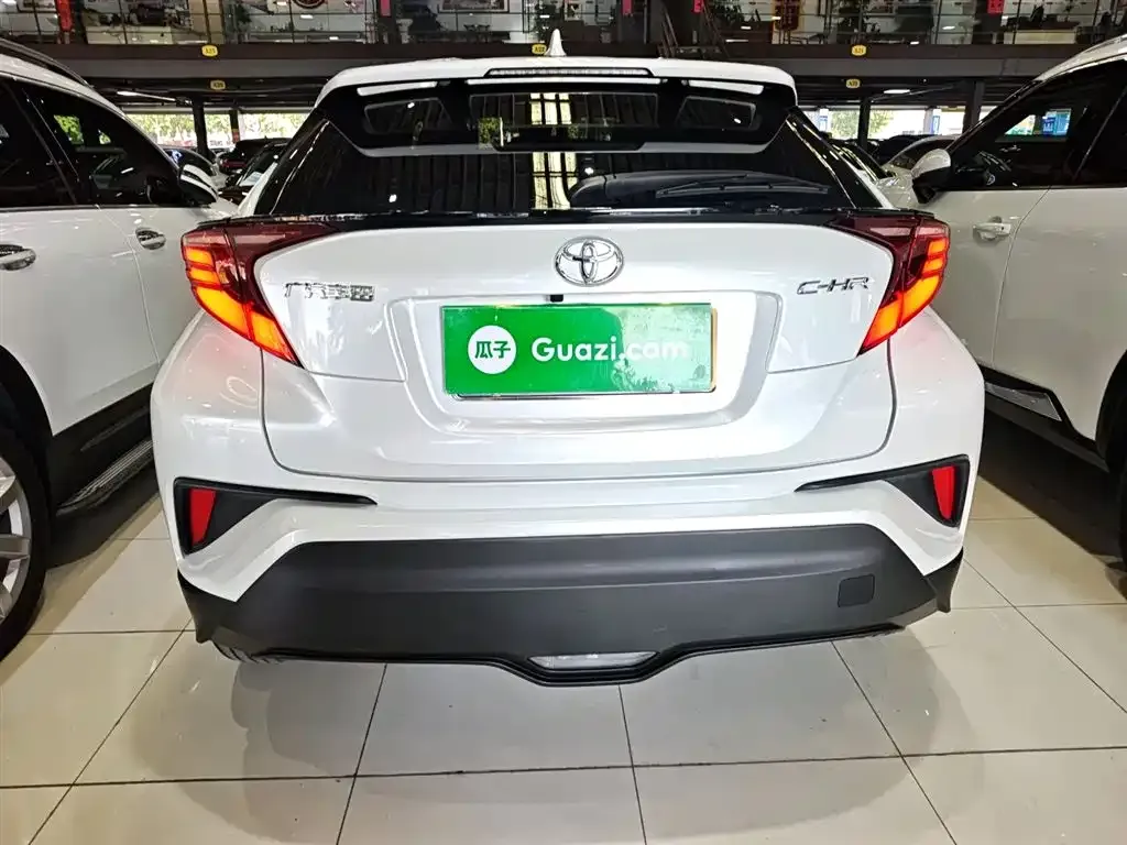 Toyota C-HR 2023 из CN, фото 7