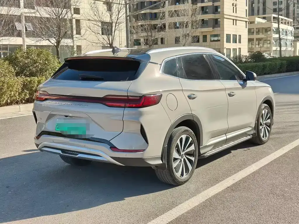 BYD PLUS New Energy — фото 9