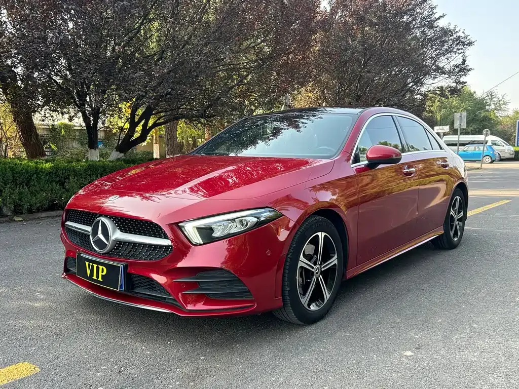 Mercedes-Benz A-Class 2023 из CN, фото 1