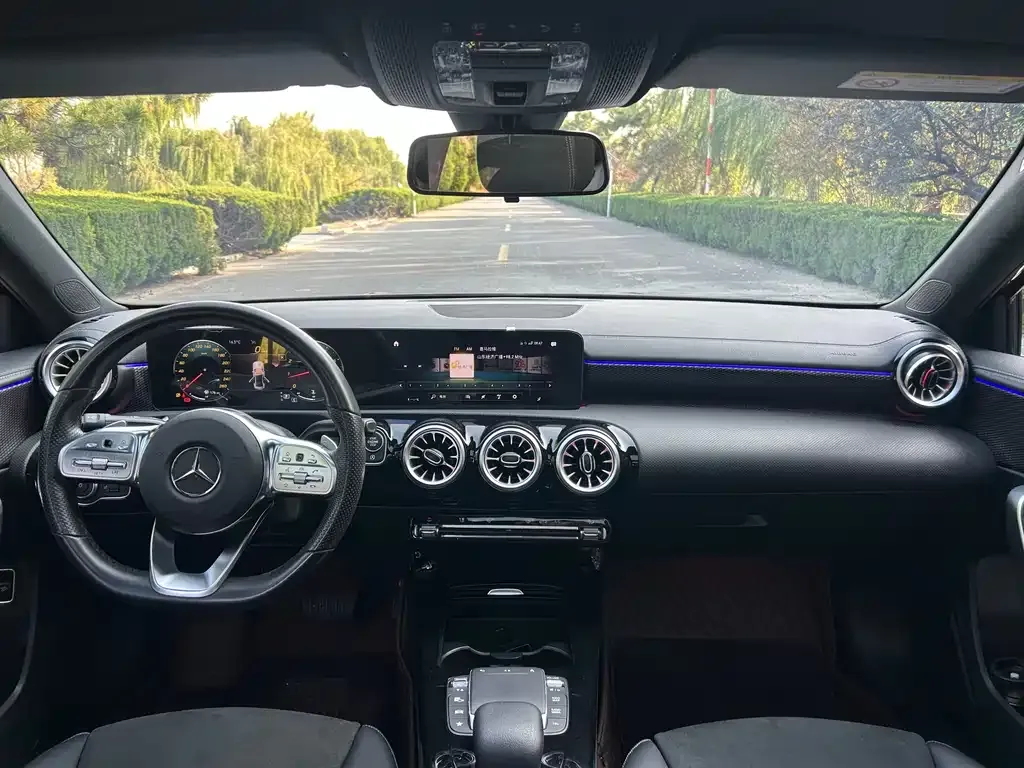 Mercedes-Benz A-Class 2023 из CN, фото 10