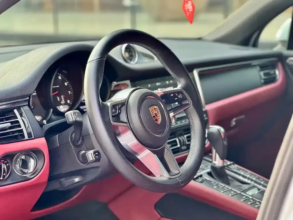 Porsche Macan 2021 из CN, фото 3