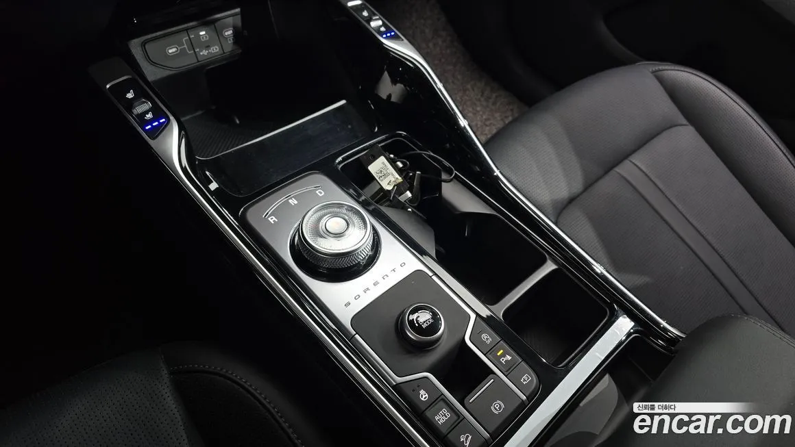 Kia Sorento — фото 9