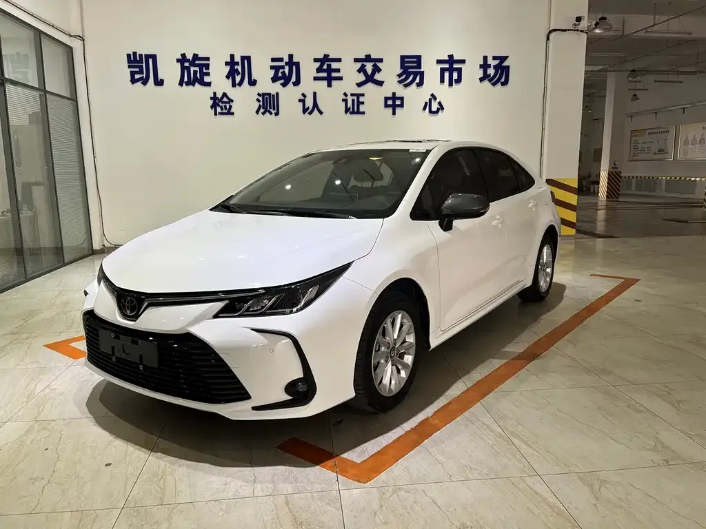 Toyota Corolla 2021 из CN, фото 1