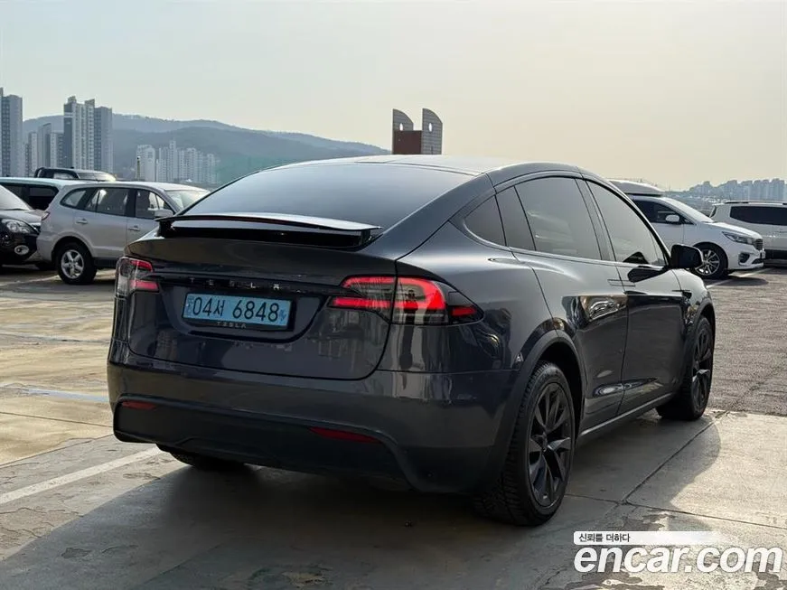 Tesla Model X 2023 из KR, фото 2