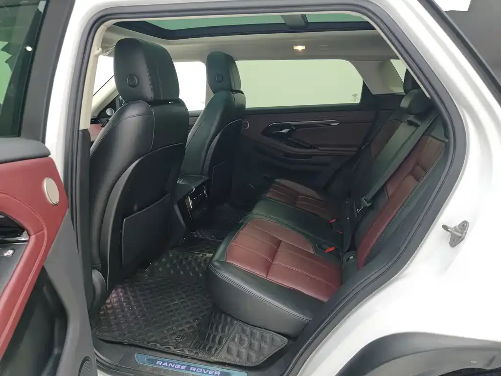 Land Rover Evoque 2022 из CN, фото 4