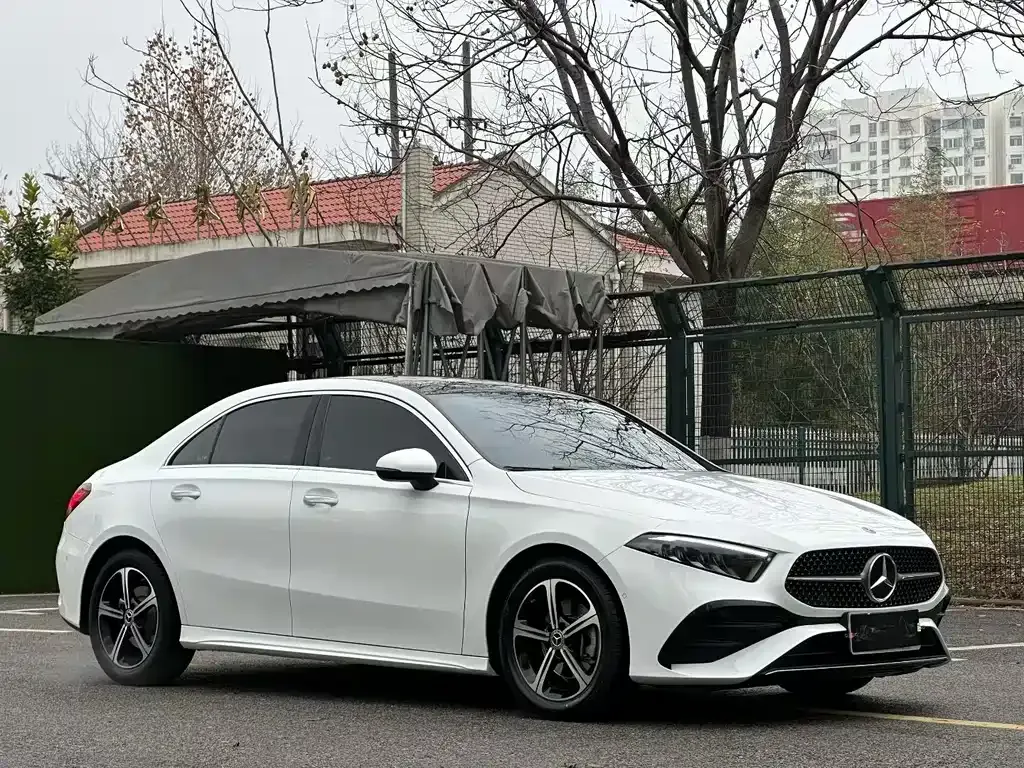 Mercedes-Benz A-Class 2023 из CN, фото 9