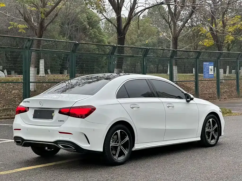 Mercedes-Benz A-Class 2023 из CN, фото 8