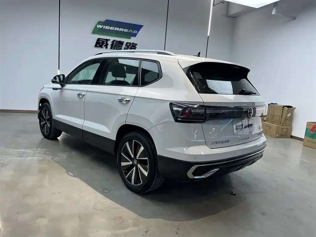Volkswagen Tharu 2024 из CN, фото 8
