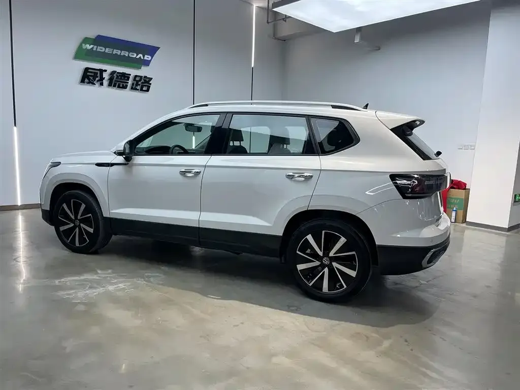 Volkswagen Tharu 2024 из CN, фото 3