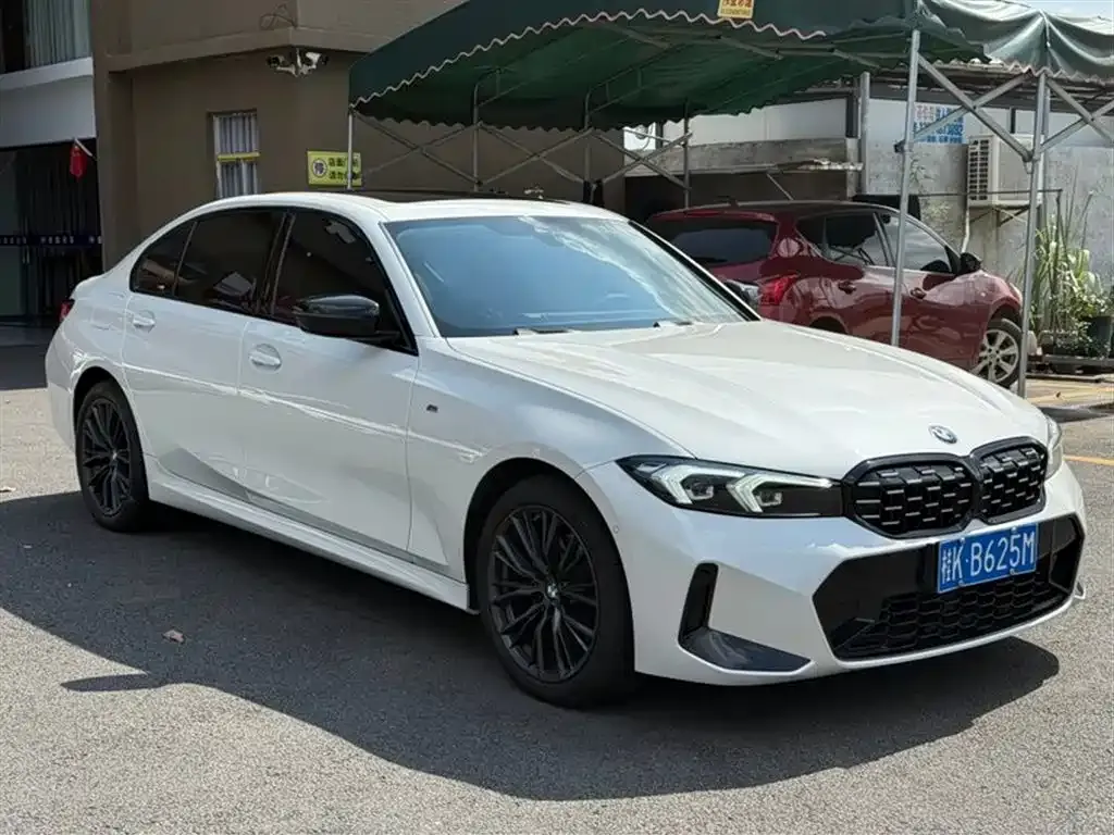 BMW 3 Series 2024 из CN, фото 1