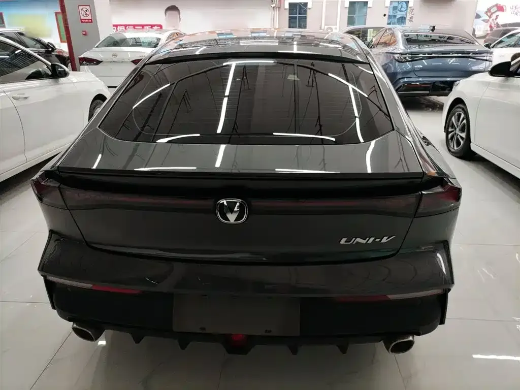 Changan UNI-V 2023 из CN, фото 9