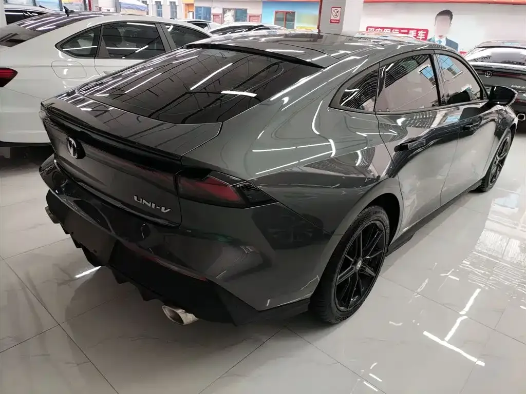 Changan UNI-V 2023 из CN, фото 6
