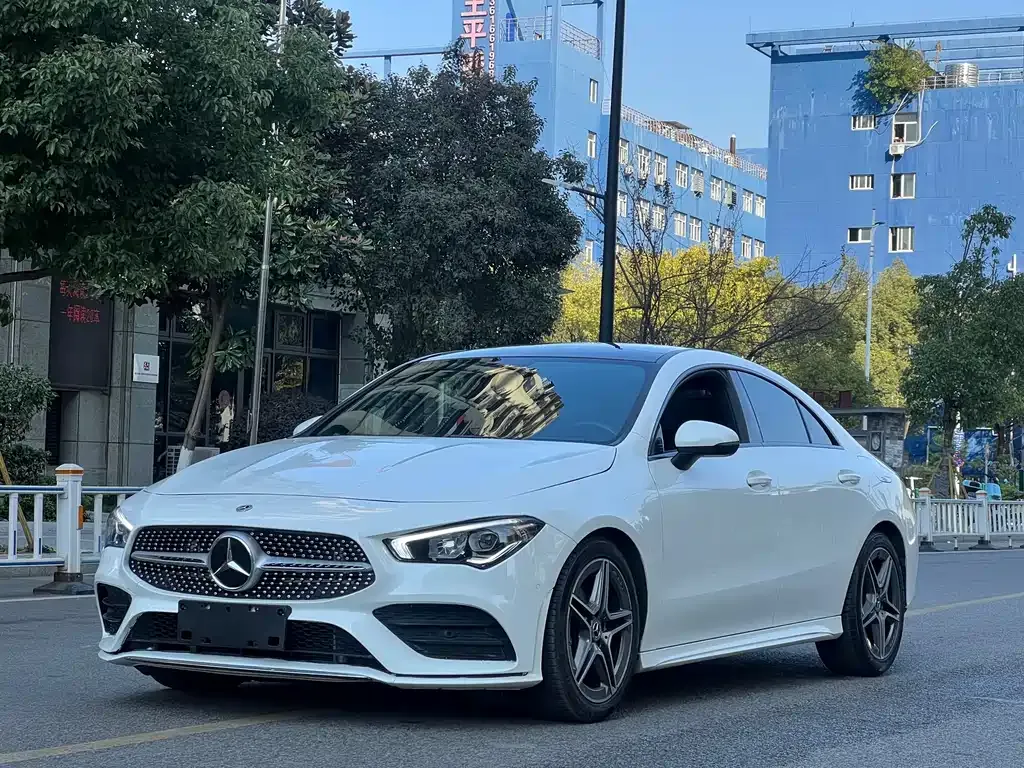 Mercedes-Benz CLA (Import) — фото 1