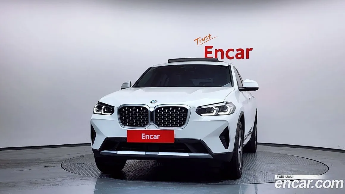 BMW X4 2023 из KR, фото 2