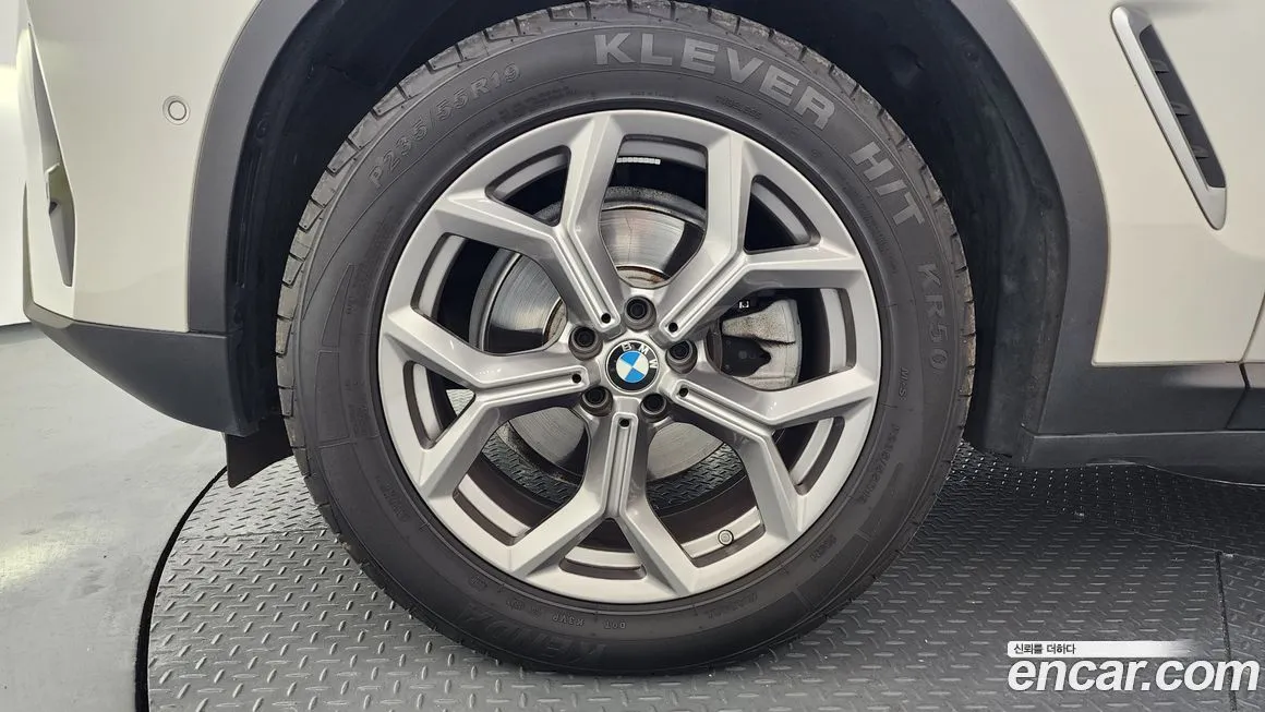 BMW X4 2023 из KR, фото 6