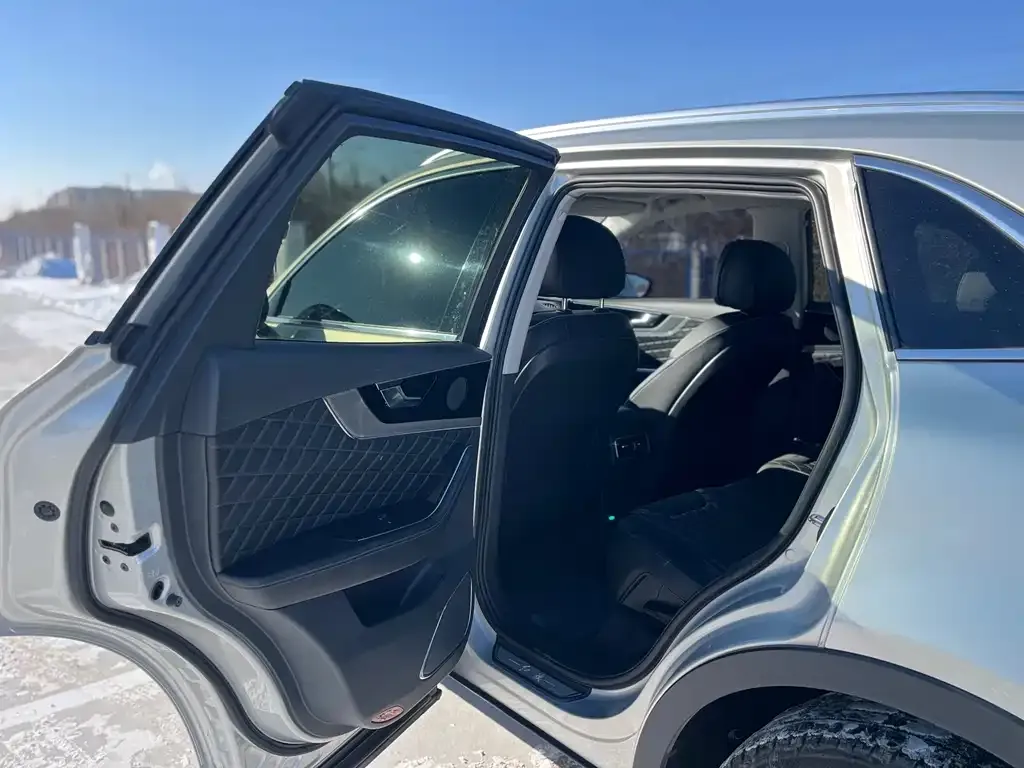 Hongqi HS5 2021 из CN, фото 3