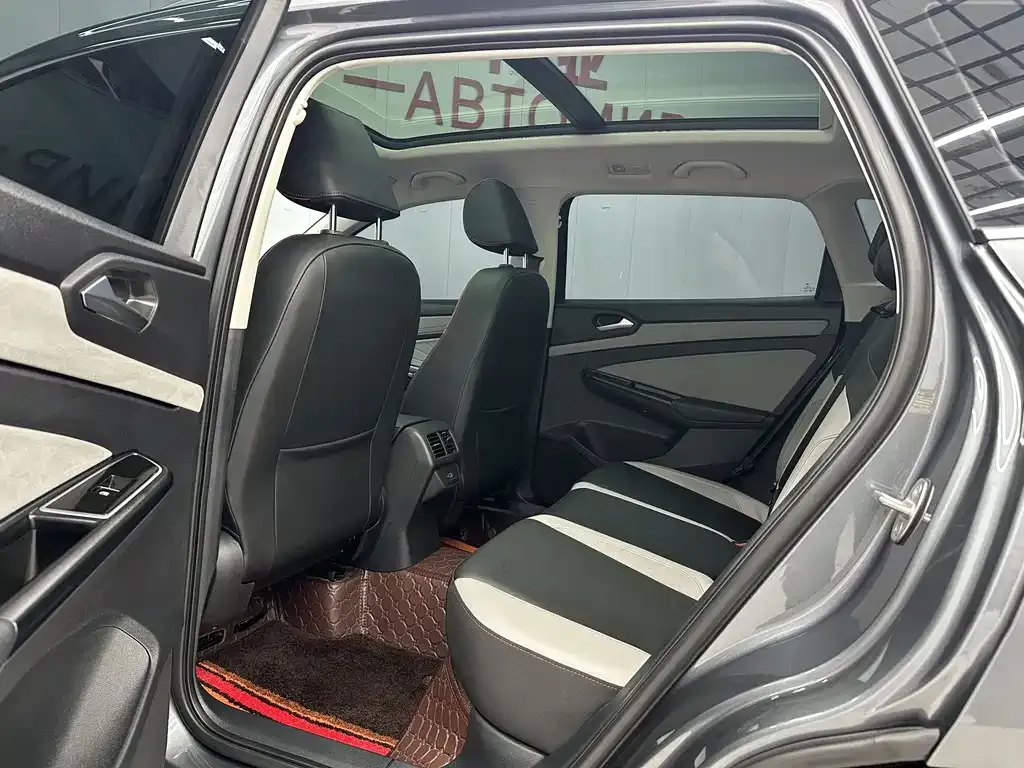 Jetta VS7 2023 из CN, фото 4