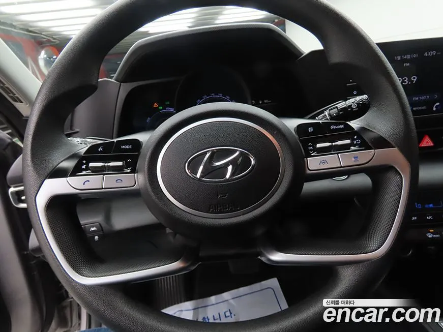 Hyundai AVANTE — фото 2