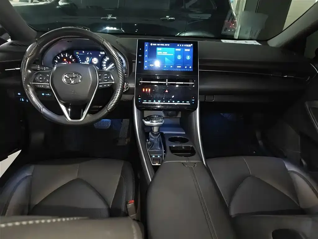 Toyota Avalon 2023 из CN, фото 4