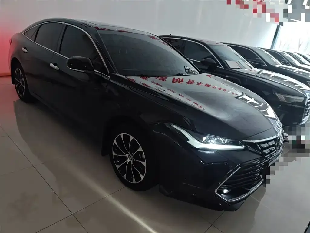 Toyota Avalon 2023 из CN, фото 2