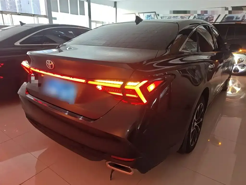 Toyota Avalon 2023 из CN, фото 7