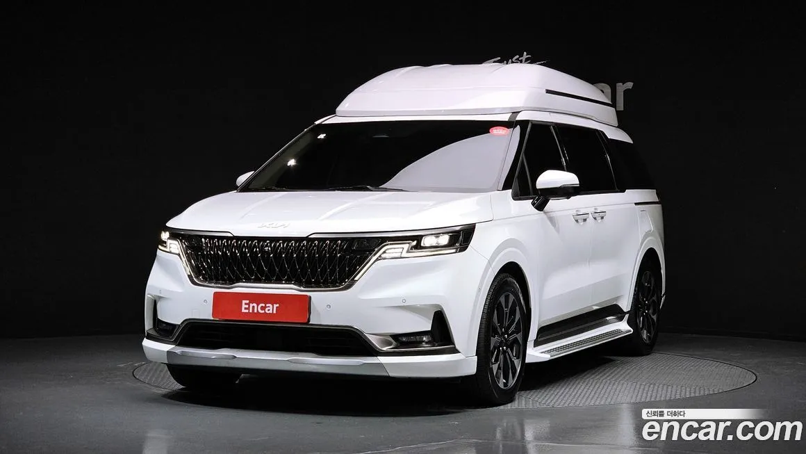 Kia Carnival — фото 1