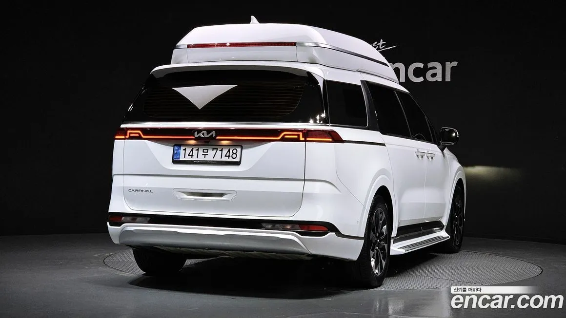 Kia Carnival — фото 6