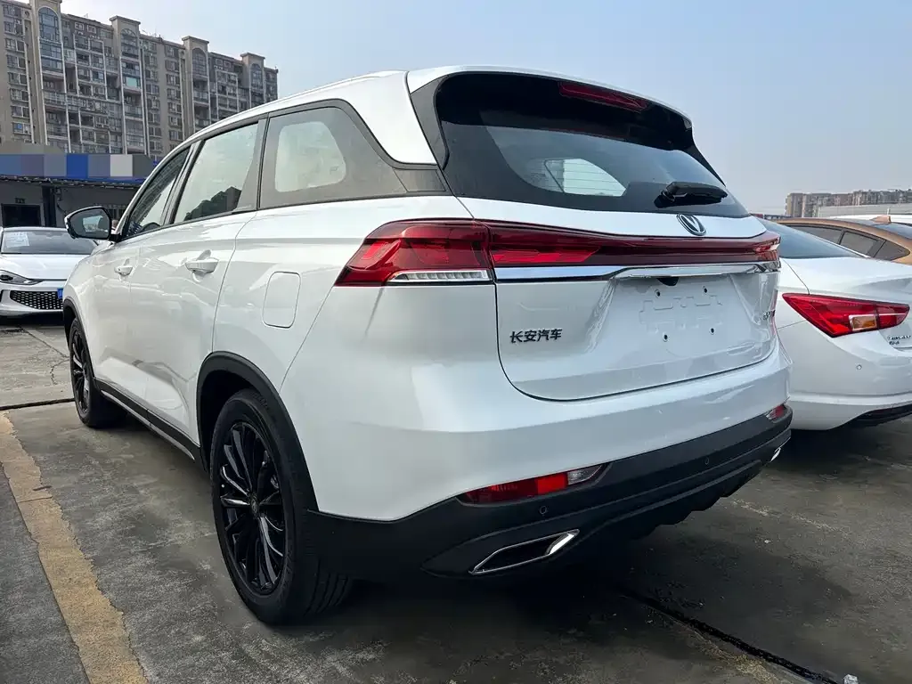 Changan CS75 2025 из CN, фото 4