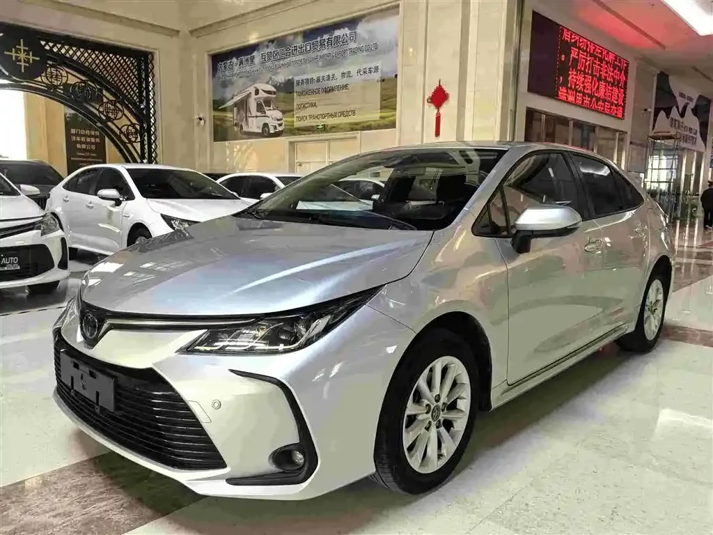 Toyota Corolla 2021 из CN, фото 1
