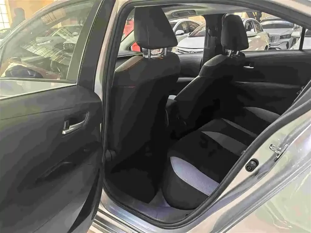 Toyota Corolla 2021 из CN, фото 7