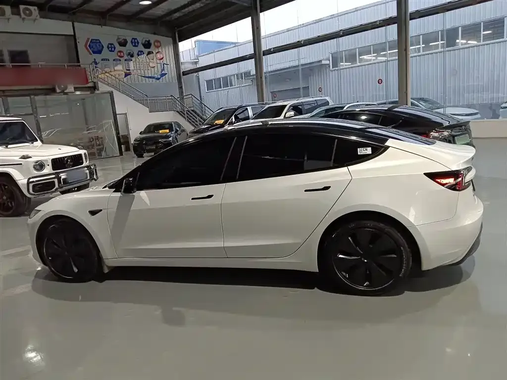 Tesla Model 3 2025 из CN, фото 9