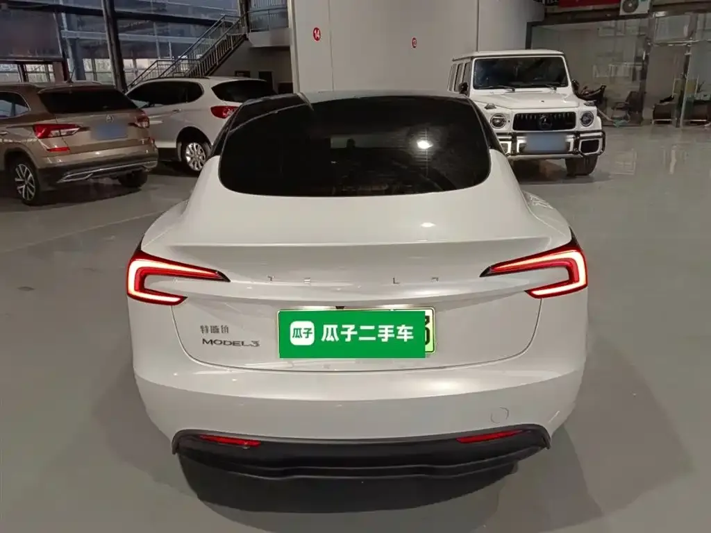 Tesla Model 3 2025 из CN, фото 2