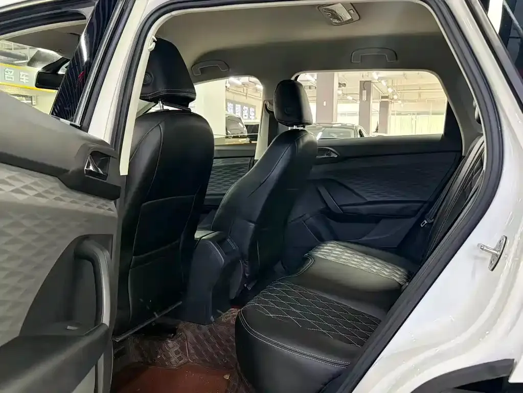 Volkswagen Tharu 2022 из CN, фото 4