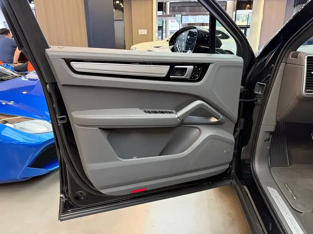 Porsche Cayenne 2021 из CN, фото 9