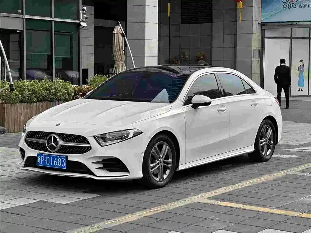Mercedes-Benz A-Class 2023 из CN, фото 5