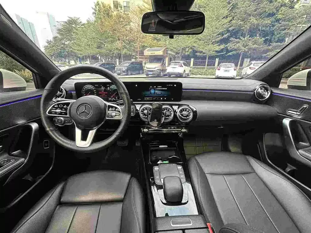 Mercedes-Benz A-Class 2023 из CN, фото 6