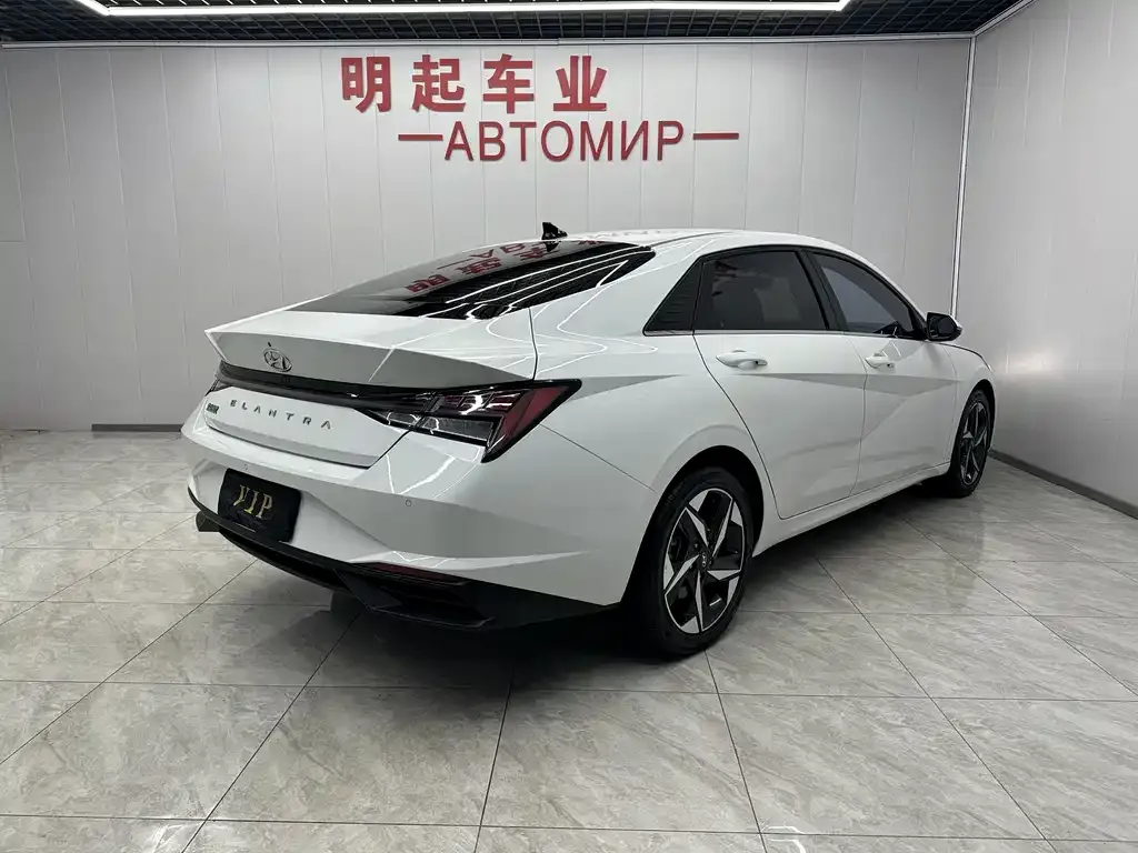 Hyundai Elantra 2022 из CN, фото 8