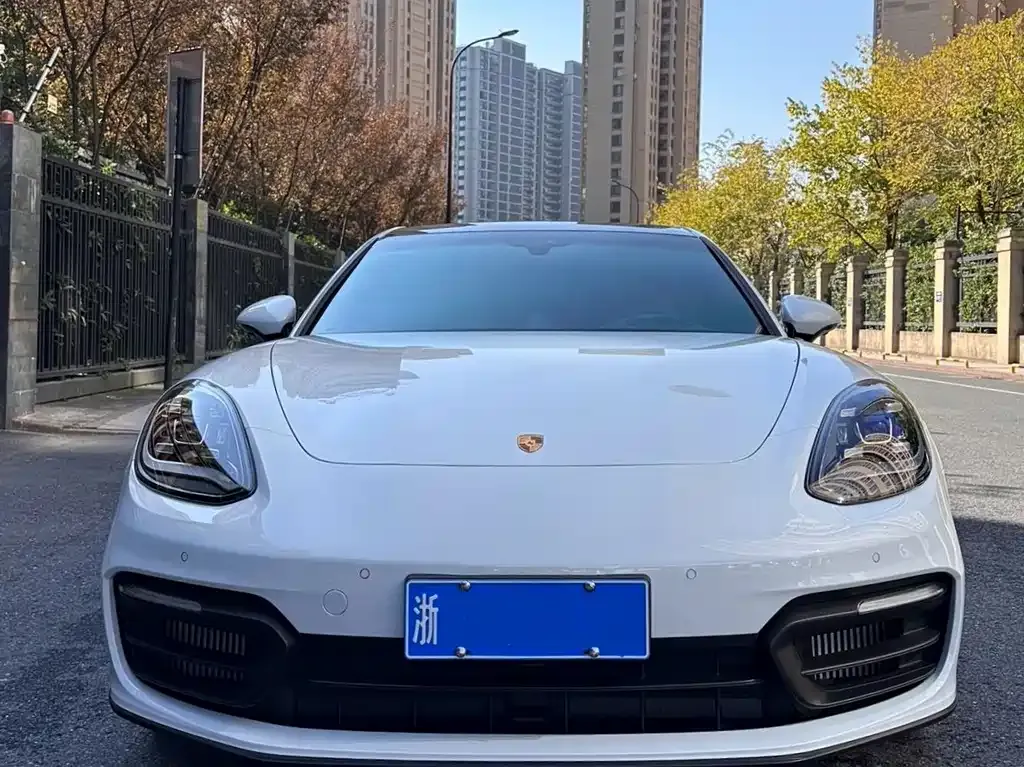 Porsche Panamera — фото 8