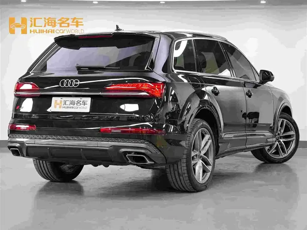 Audi Q7 — фото 7
