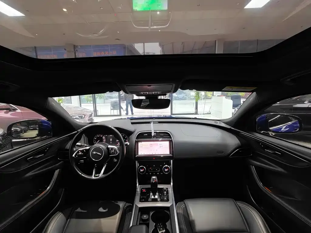 Jaguar XEL 2021 из CN, фото 7