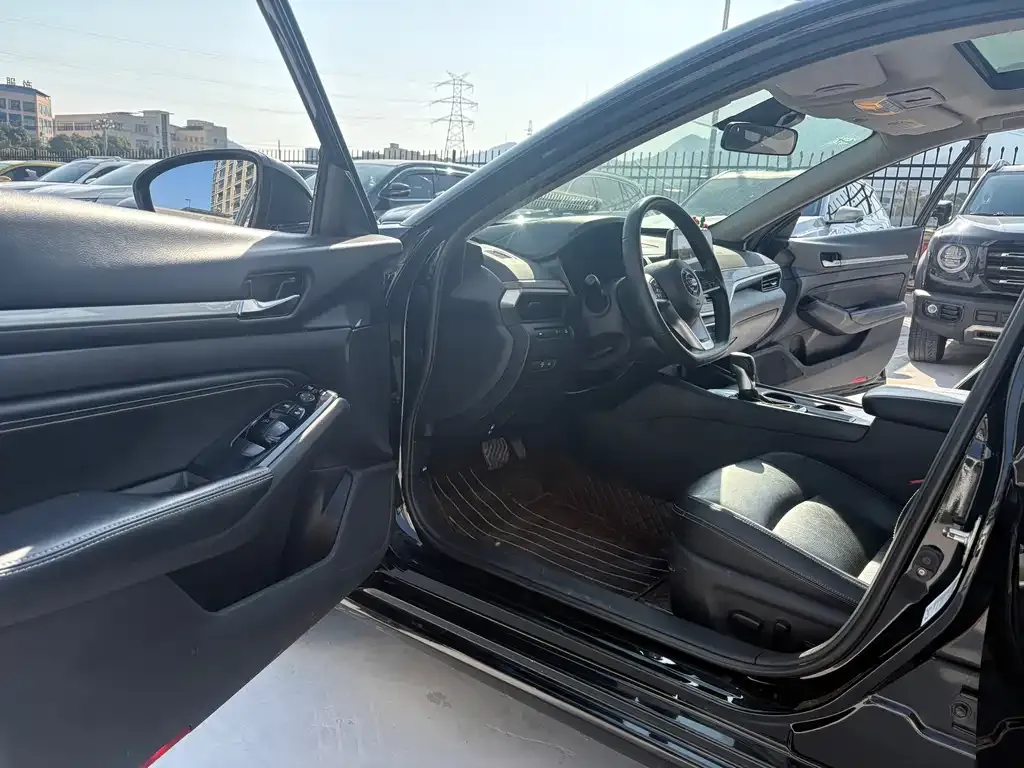 Nissan Teana 2022 из CN, фото 4