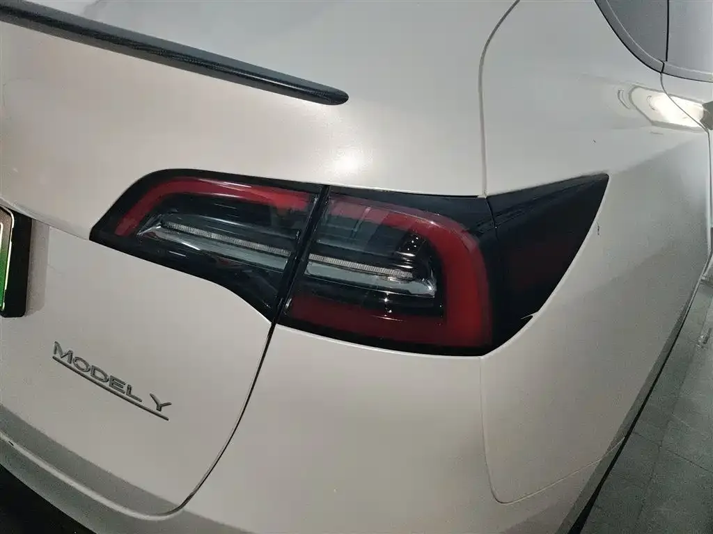 Tesla Model Y 2023 из CN, фото 8