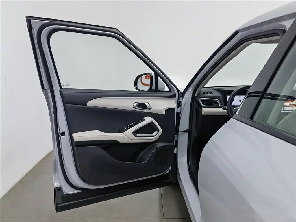 BYD Yuan UP 2025 из CN, фото 8