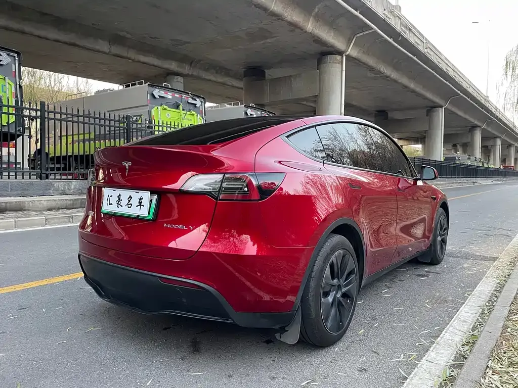 Tesla Model Y 2024 из CN, фото 7