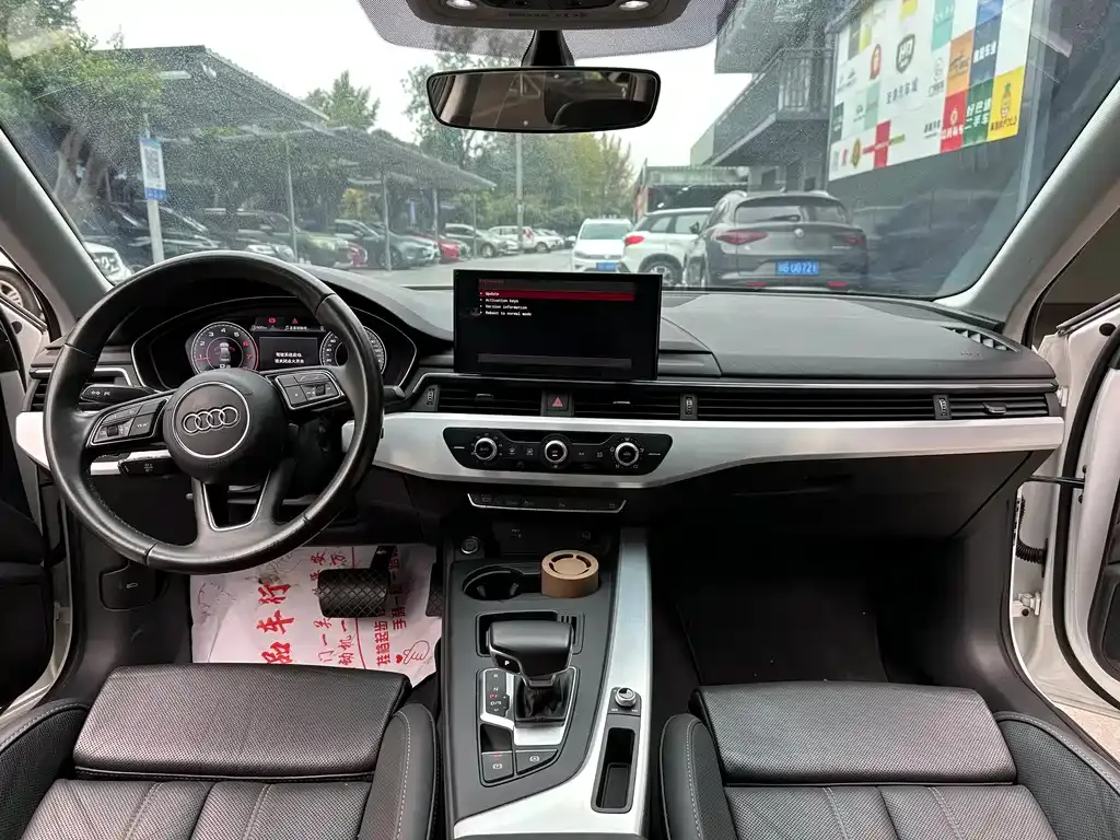 Audi A4L 2022 из CN, фото 10