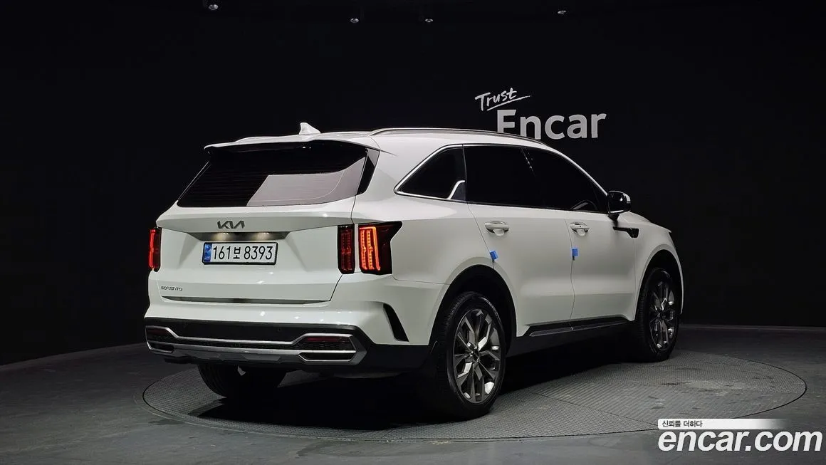 Kia Sorento 2023 из KR, фото 2