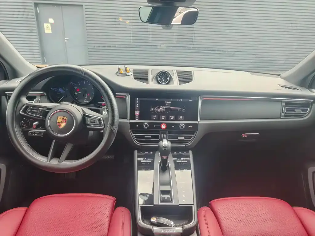 Porsche Macan 2023 из CN, фото 3