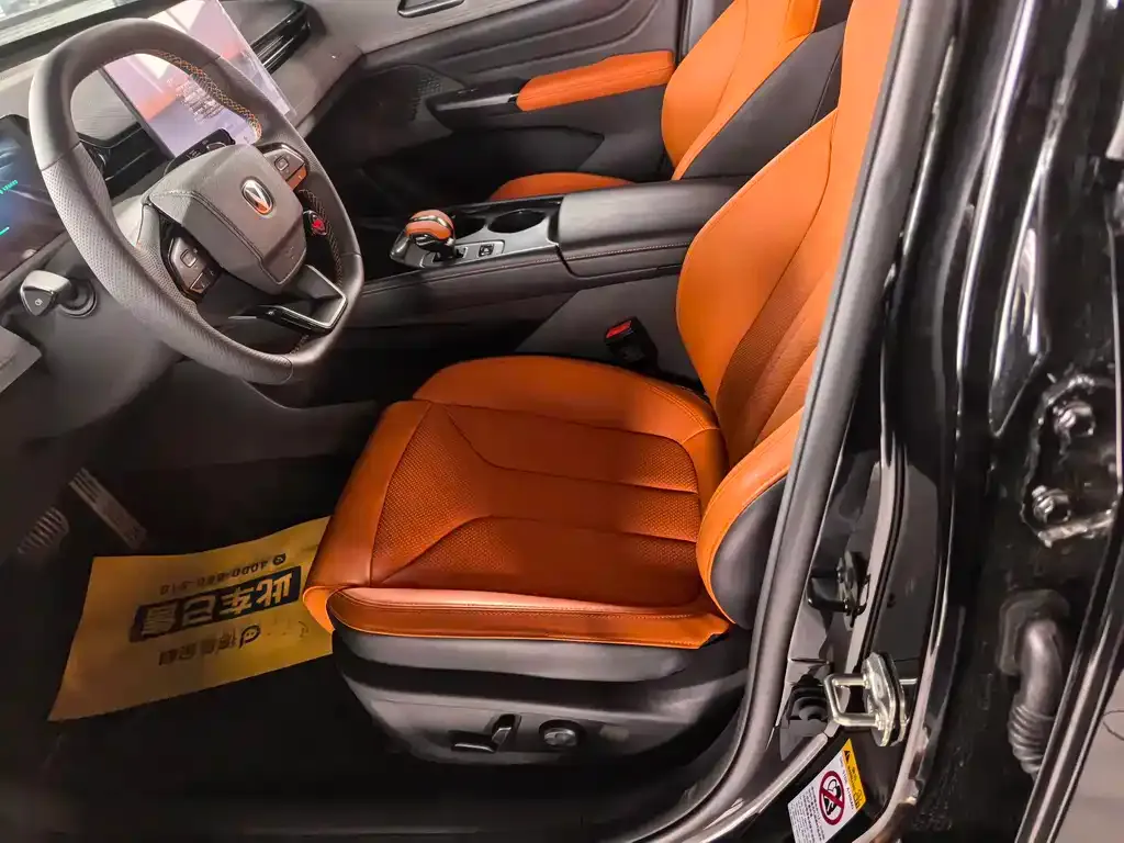 Changan UNI-V 2025 из CN, фото 10
